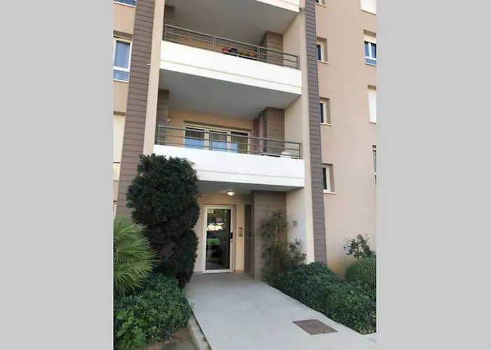 Joli T2 Recent 'le Vivaldi' アパート アジャクシオ